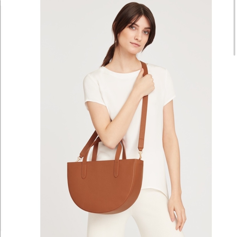 NWT Cuyana Leather Semi Circle Bag in Caramel